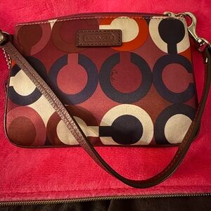 Coach Signature Circle Print Wristlet - Multi/Brown